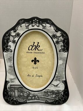 CBK Ltd Frame Traditions Arc de Triomphe 4x6 Picture Frame Paris Black White